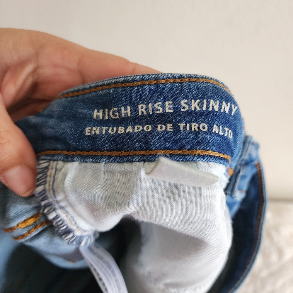 Universal Thread Light Blue Skinny Jeans - Picture 8 of 8